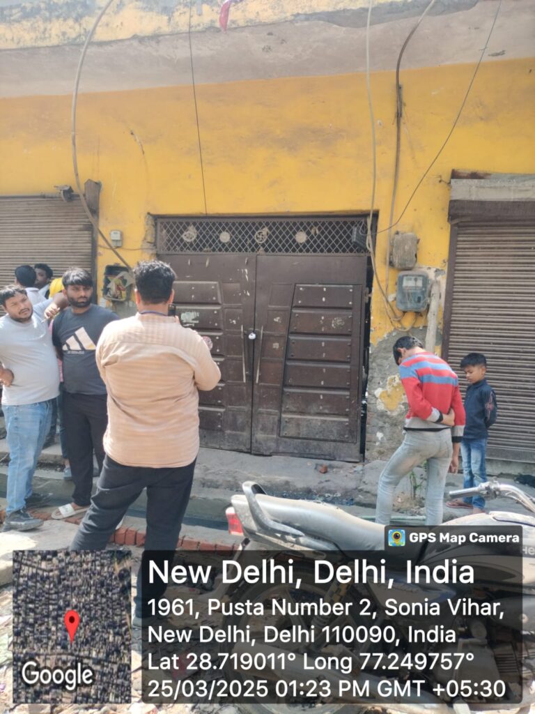 दिल्ली नगर निगम ने शाहदरा उत्तरी क्षेत्र में सोनिया विहार में जींस रंगाई का काम करने वाले 2 कंपाउंड सील किये*